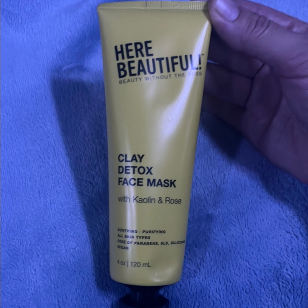 Here Beautiful Clay Detox Face Mask